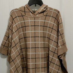 Tahari Sweater Cape/Poncho